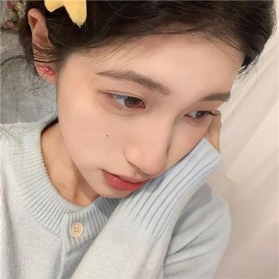 两只小猫的故事
